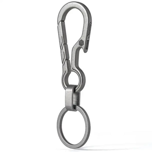 Титаниев EDC ключодържател KeyUnity KM01 с клипс и отварачка за бутилки, изработен от титаниева сплав Ti-6Al-4V, ултра лек и здрав