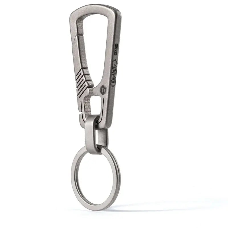 Титаниев EDC ключодържател KeyUnity KM04 с карабинер от титаниева сплав