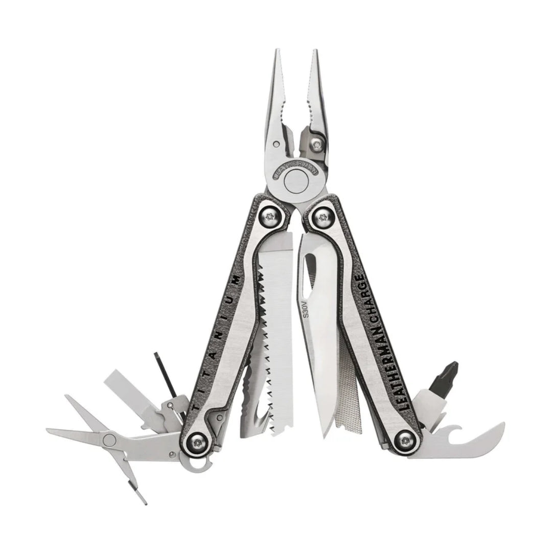Leatherman Charge TTi мултитул с отворени инструменти и клещи, титанова дръжка и S30V нож